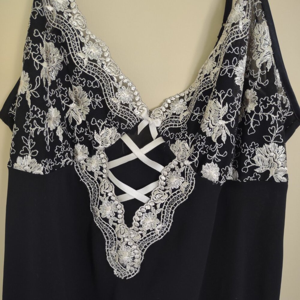 Linea Donatella Negligee & Robe Black w/ White Lace 2 Pc Set Sz Lg - Picture 7 of 11